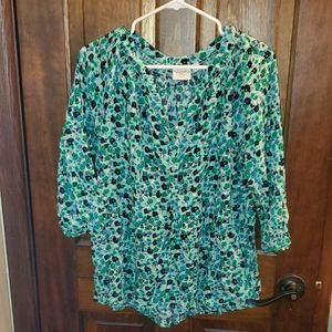Blue and green flower top